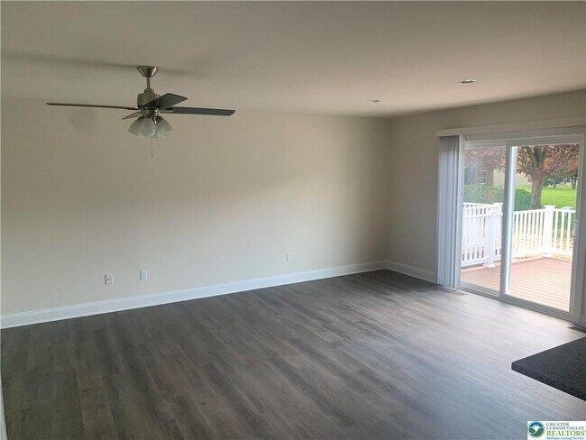 Building Photo - 1610 Ravena St