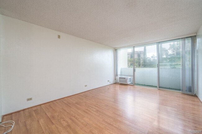 Building Photo - RARELY AVAILABLE PEARL TWO CONDO IN AIEA 1...