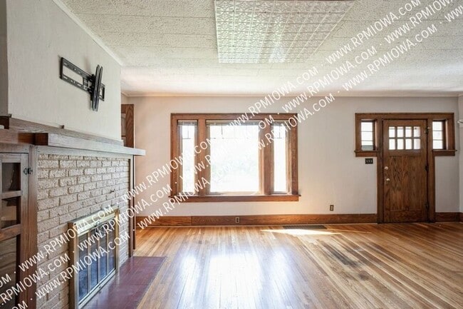 Building Photo - 3315 Woodland Ave