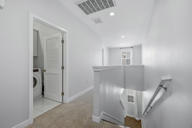 Building Photo - Glendora