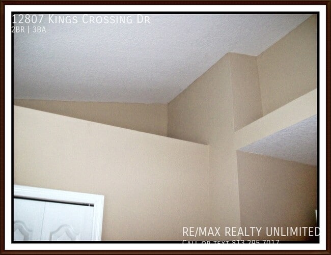 Building Photo - 12807 Kings Crossing Dr