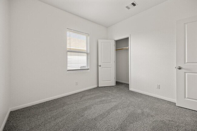 Building Photo - 960 Bunton Reserve Blvd