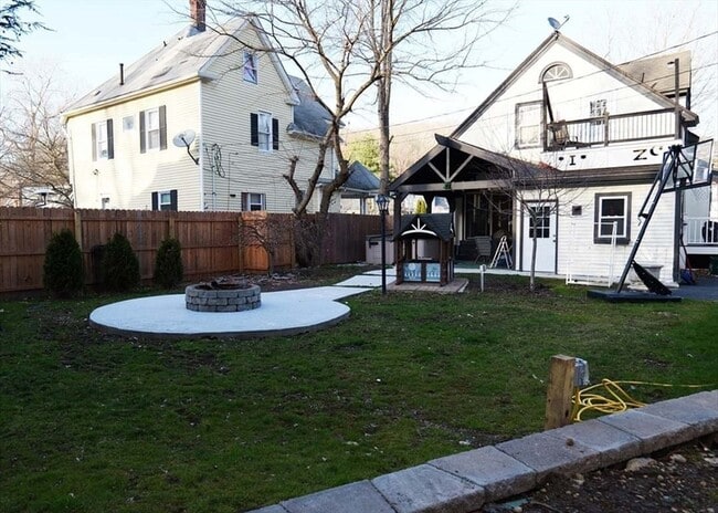 Building Photo - 21 Englewood Ave