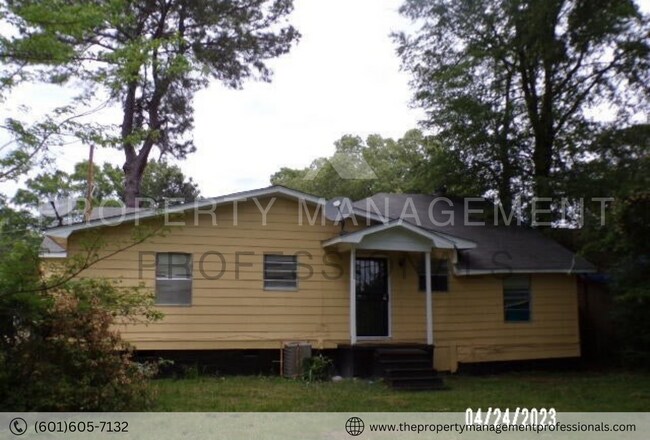 Building Photo - 1925 Wingfield Cir