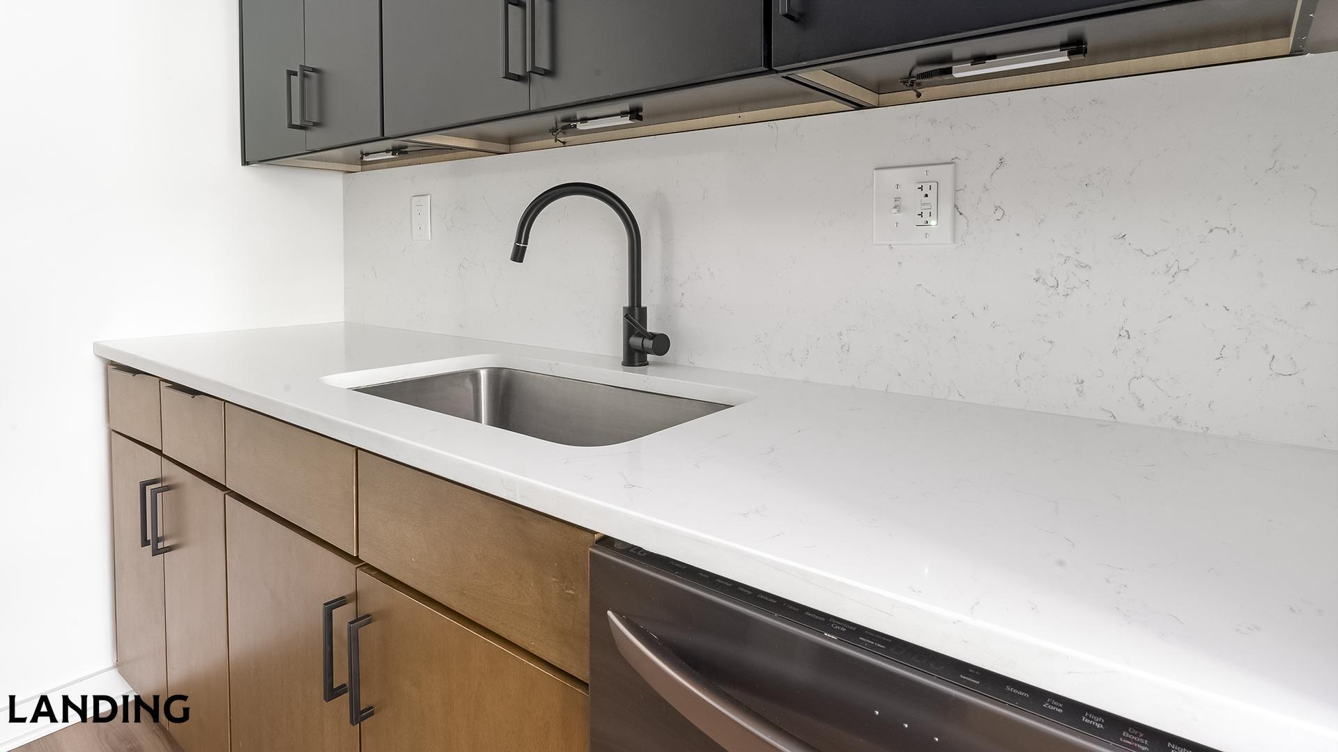 Building Photo - 1550 Clarendon Blvd