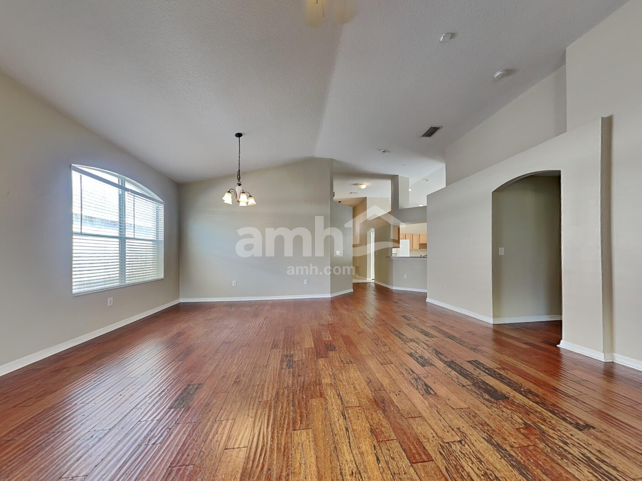 Building Photo - 7029 Monarch Park Dr