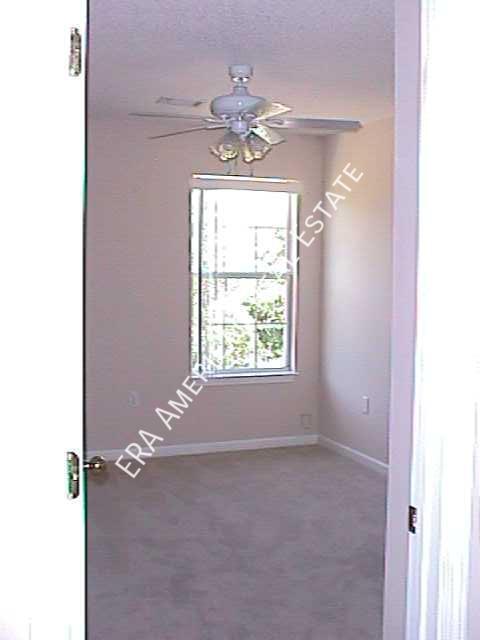 Building Photo - 111 Swaying Pine Ct