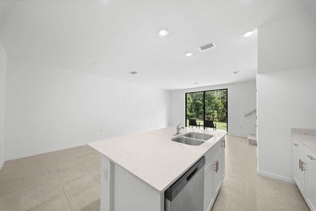Building Photo - 14191 Oviedo Pl