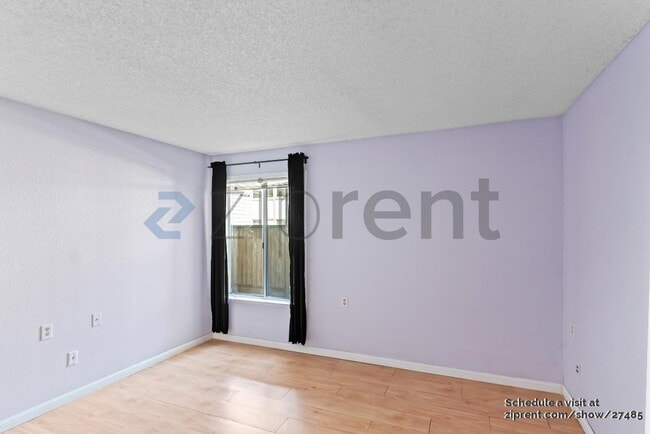 Building Photo - 2077 Washington Ave