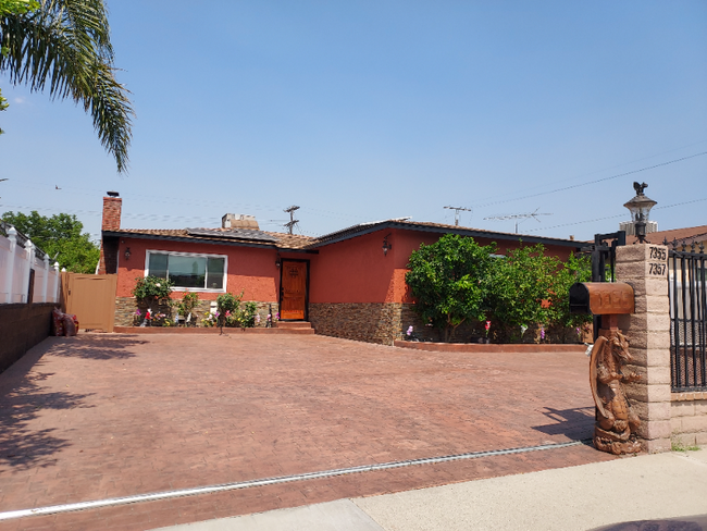 Building Photo - 7357 Cleon Ave
