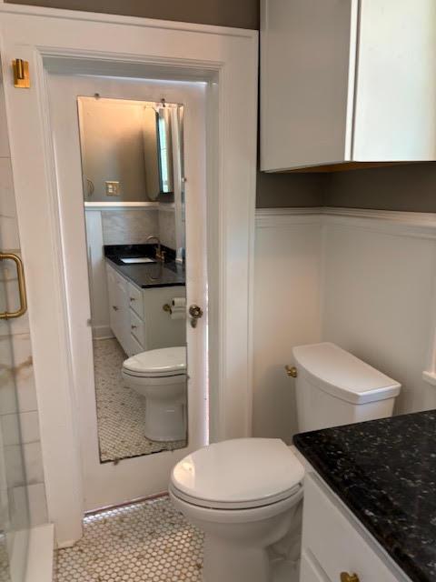 Building Photo - 613 S York St