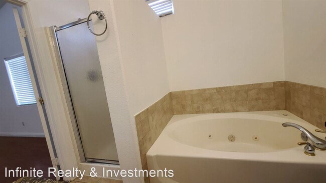 Building Photo - 4 br, 2 bath House - 5243 Rambling Road