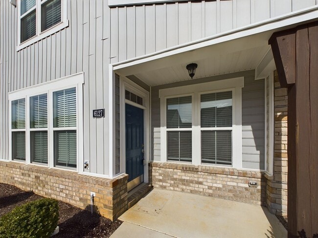 Building Photo - 6127 Buntline Ln