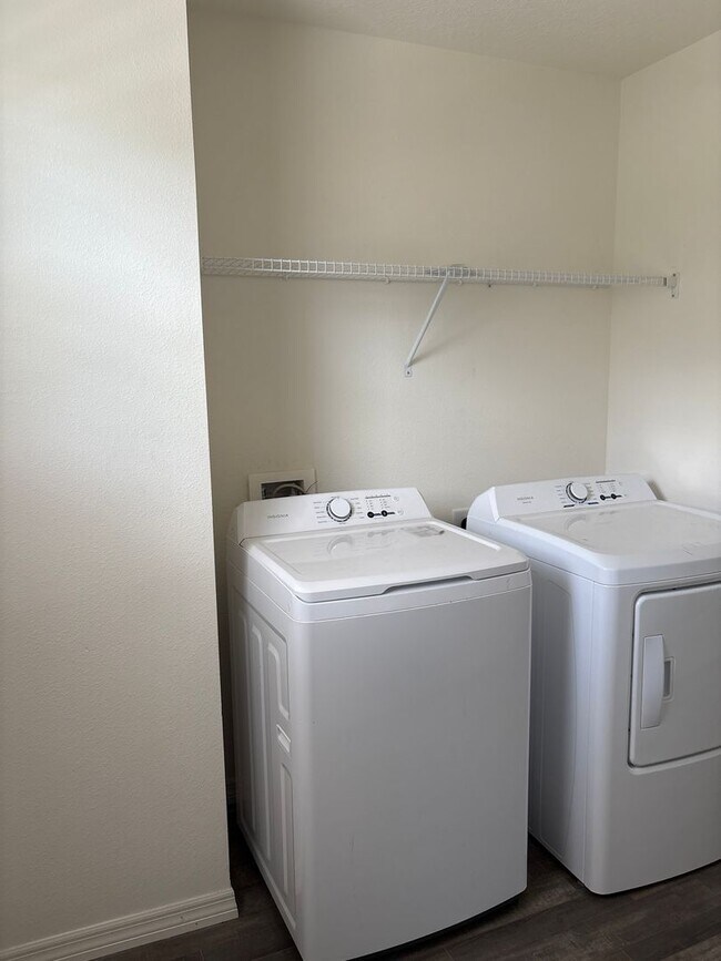 Building Photo - Spacious 4-Bedroom Home in Poinciana, FL –...