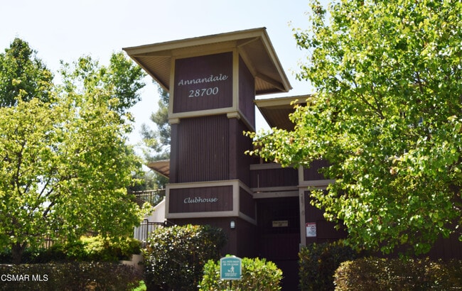 Building Photo - 28725 Conejo View Dr