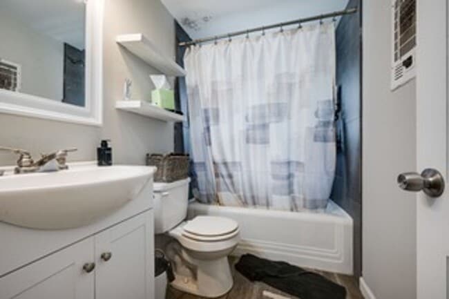 Building Photo - 4117 Utah Ave