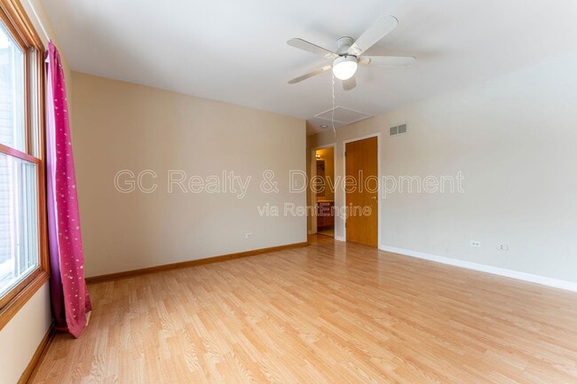 Building Photo - 435 Park Ave