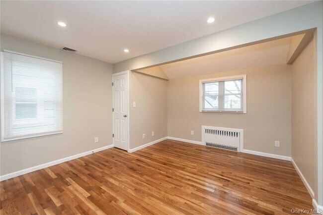 Building Photo - 9 Capitol Ave