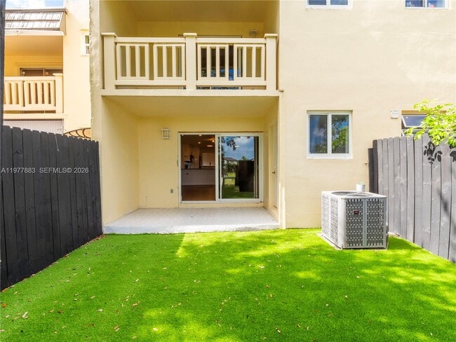 Building Photo - 8329 SW 137th Ave