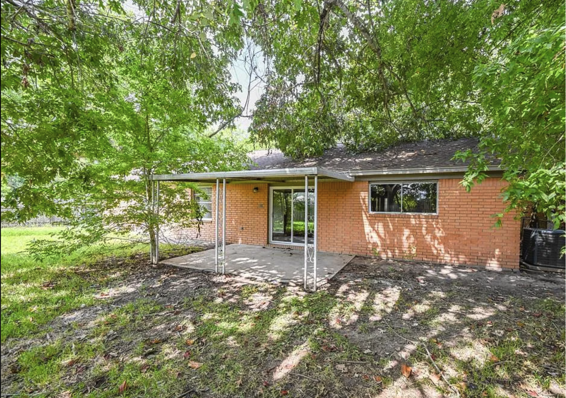Building Photo - 1507 Bayou Dr