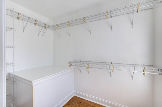 Building Photo - 509 West 2nd North Street, Summerville, SC...