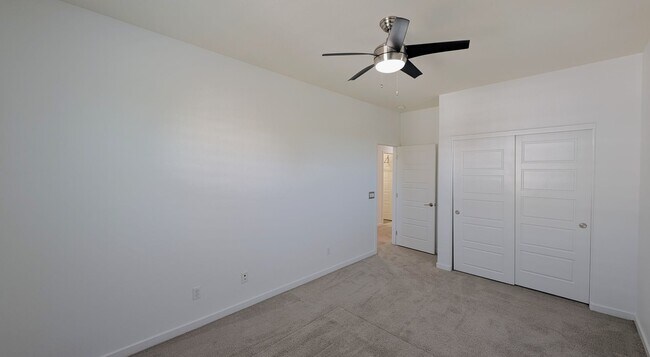 Building Photo - 3 Bedroom Home in the Mulberry Community Near S Signal Butte Rd and E Guadalupe Rd!