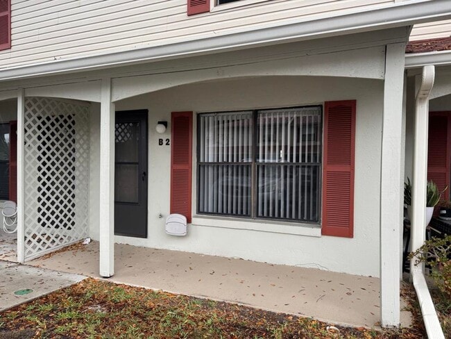 Primary Photo - 2/1.5 Townhome in Port Orange