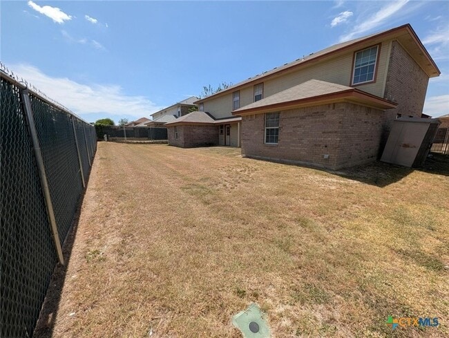 Building Photo - 4302 Jeff Scott Dr