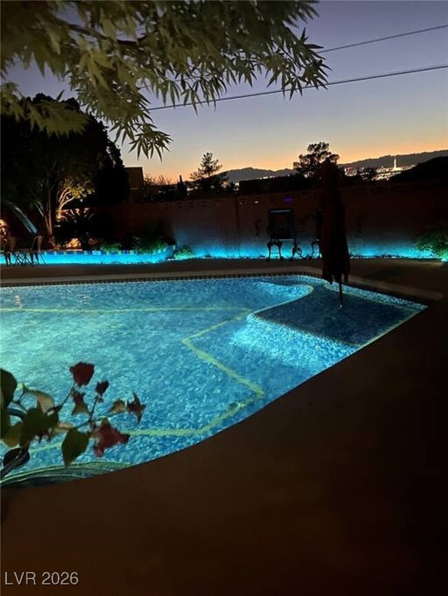 Building Photo - 481 Benedict Dr