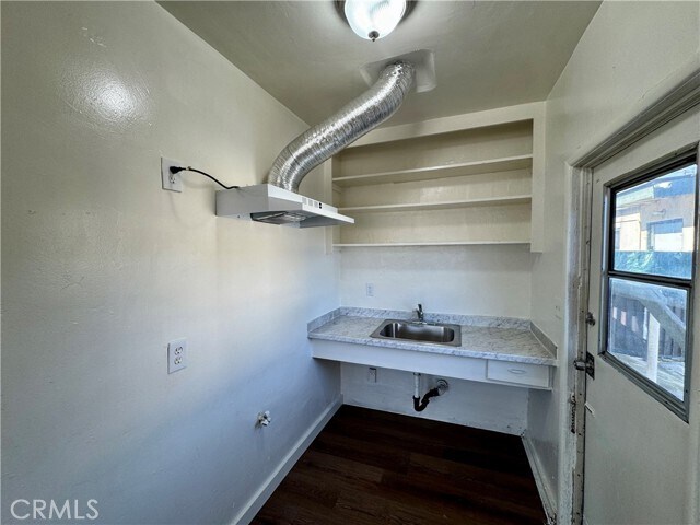 Building Photo - 12622 Lambert Rd