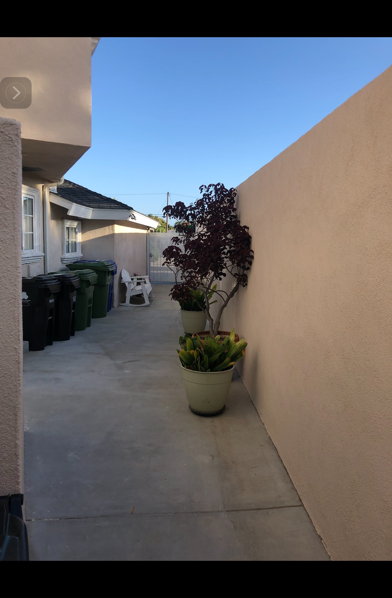 Building Photo - 5853 W 74th St