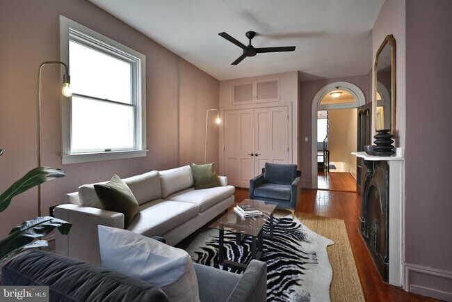 Building Photo - 2805 Poplar St