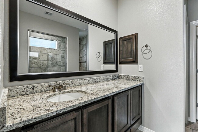 Building Photo - 12360 Desert Path Ct