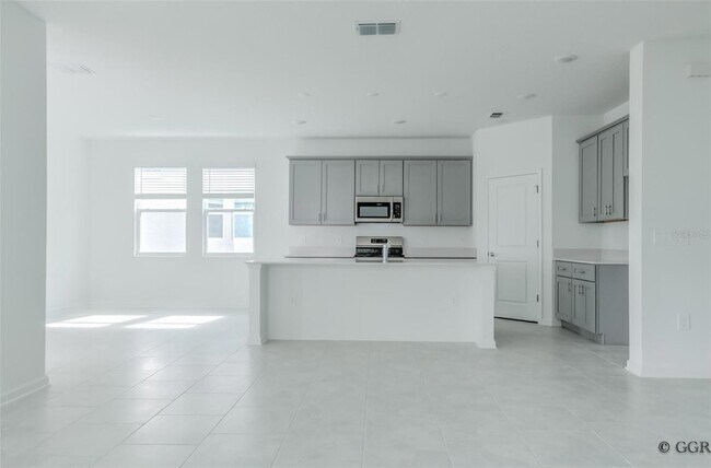 Building Photo - 3193 Country Side Dr