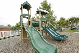 Building Photo - Millcrest Park
