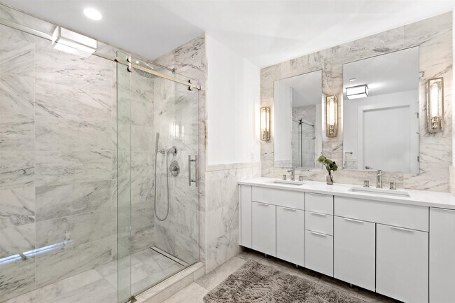 Building Photo - 9 Ave at Port Imperial