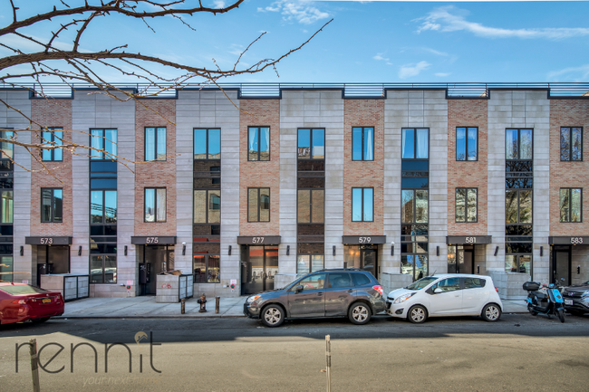 Building Photo - 573 Van Buren St