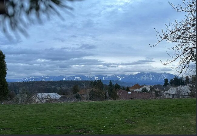 Building Photo - 1311 270th Way SE