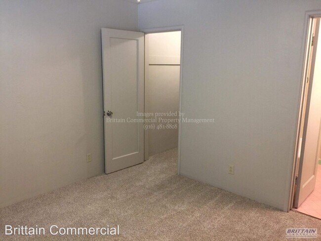 Building Photo - 2900 Marconi Ave