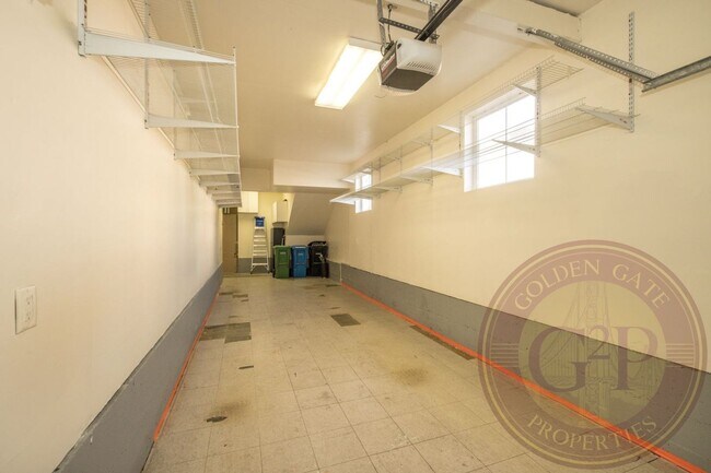 Building Photo - Sunset - 3 BR, 3.5 BA Townhouse 2,225 Sq. Ft. - 3D Virtual Tour, 2 Car Garage