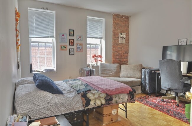 Building Photo - 328 Palisade Ave