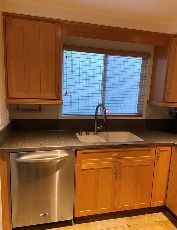 Building Photo - 16602 Algonquin St