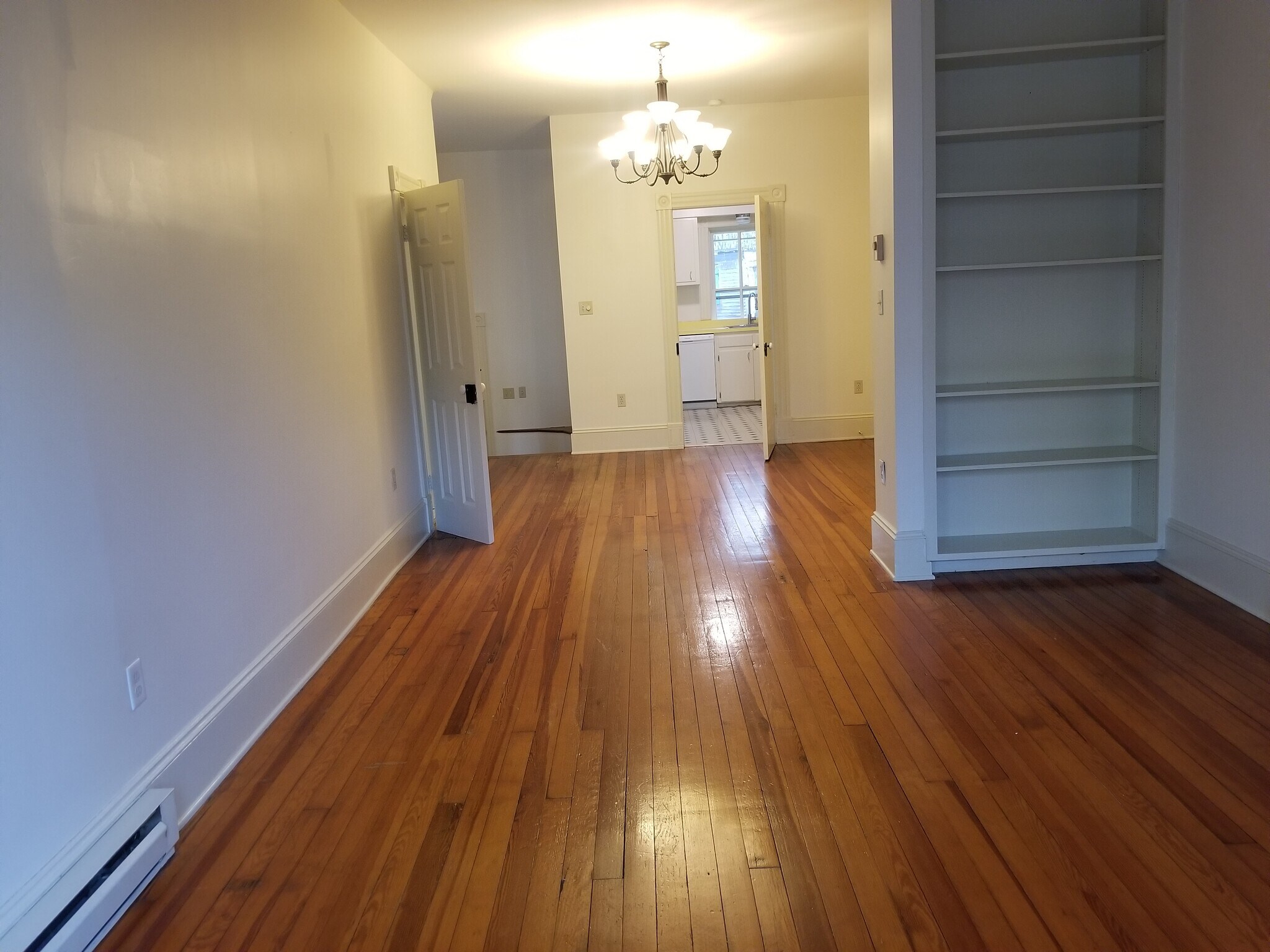 Building Photo - 125 Peyton St