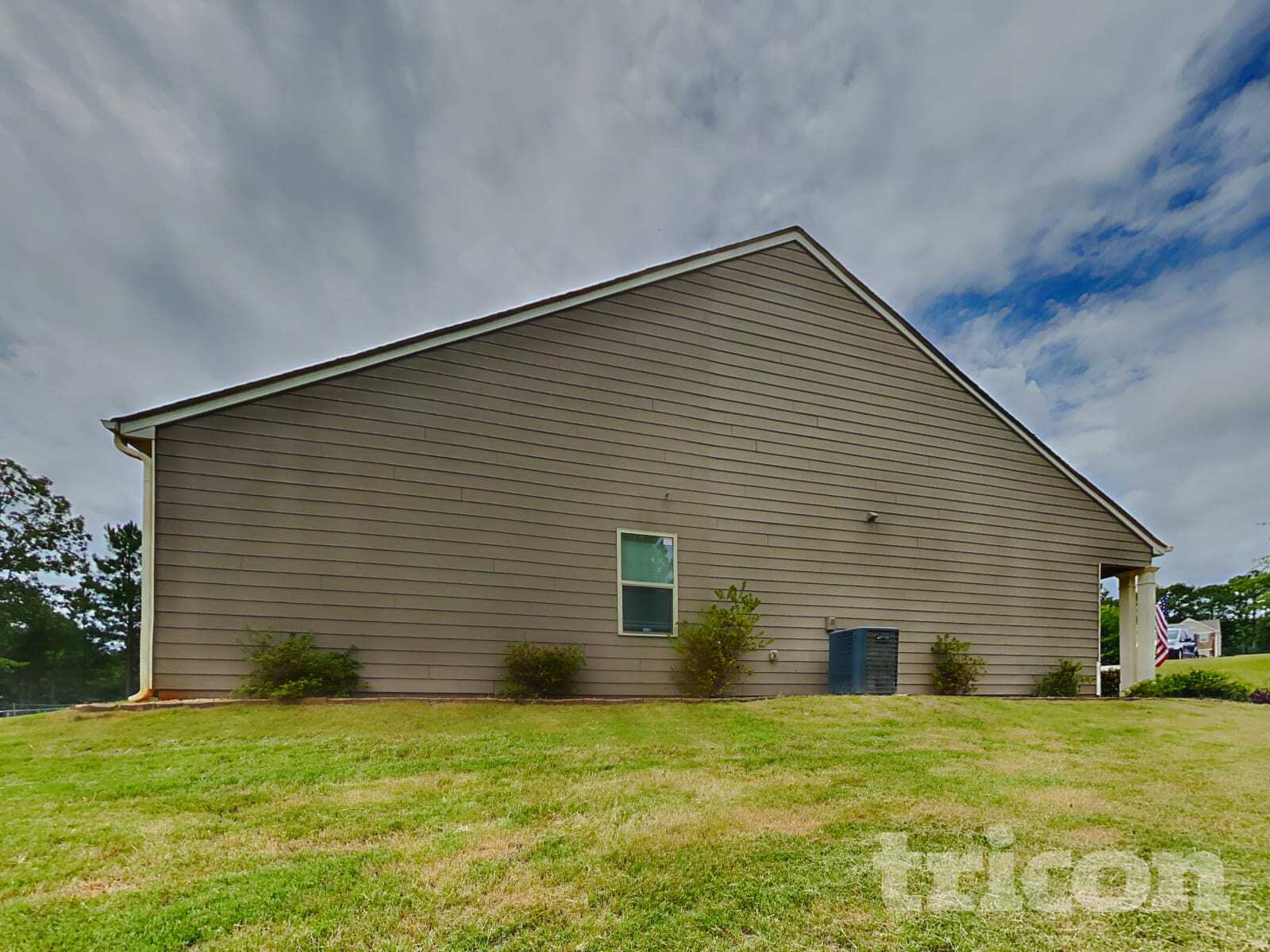 Building Photo - 30 Fernwood Ct