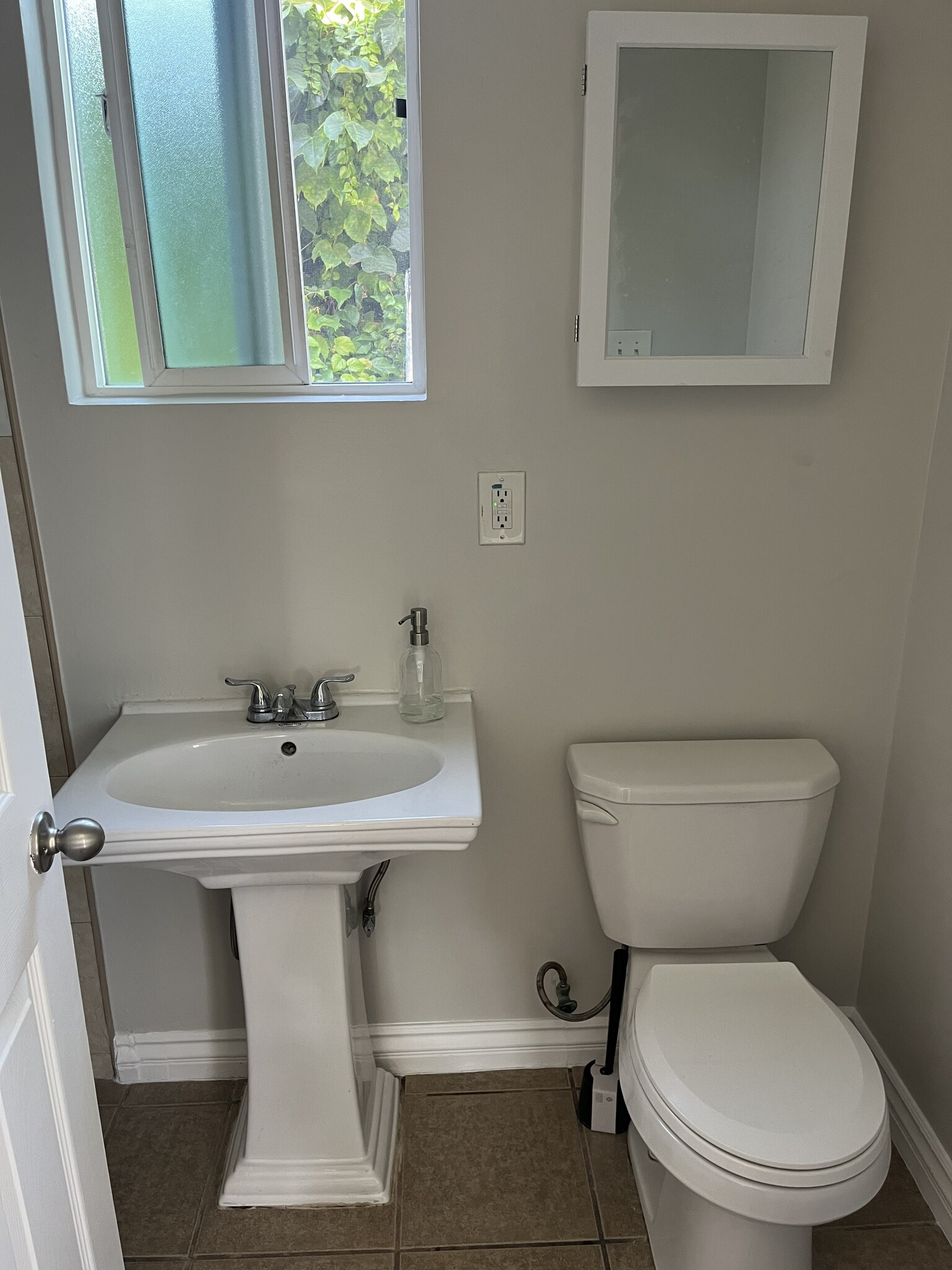 Bathroom - 834 W 106th St