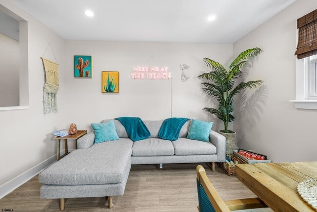 Building Photo - 159 Sheridan Square