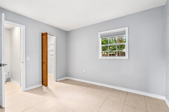 Building Photo - 2508 Arthur St