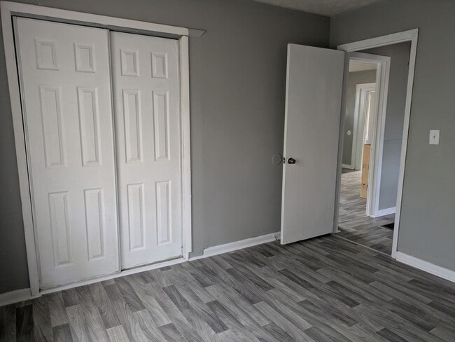 Building Photo - Newly remodeled 3 BR 1 bath home