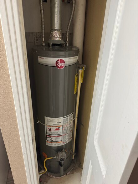 Building Photo - 1108 Culp Ave