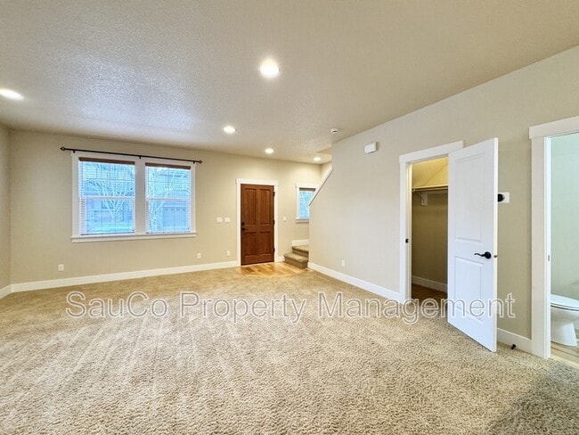 Building Photo - 322 SW Marsuda Terrace